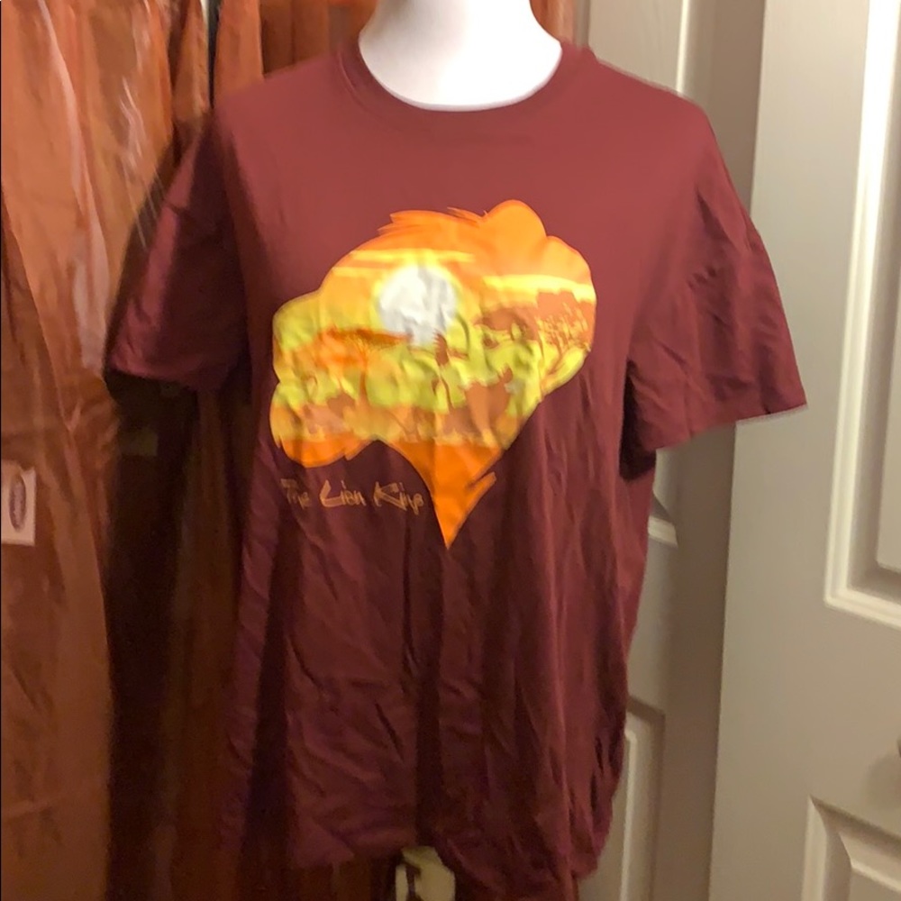 Disney Lion King maroon T-shirt.